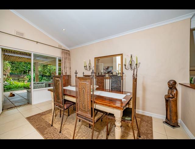 4 BEDROOM HOUSE FOR SALE IN COWIES HILL